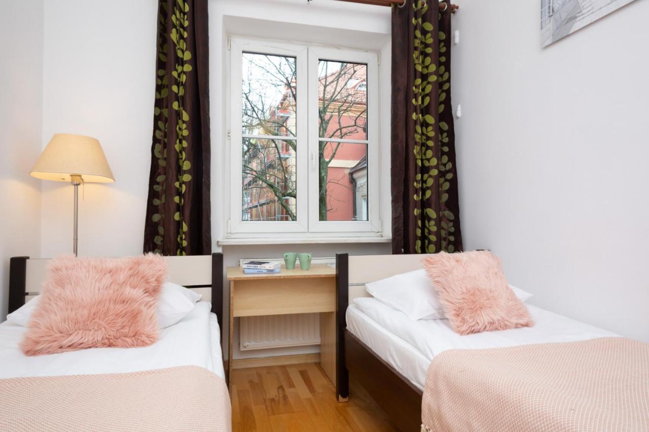 Warsaw New Town Apartments By Renters エクステリア 写真