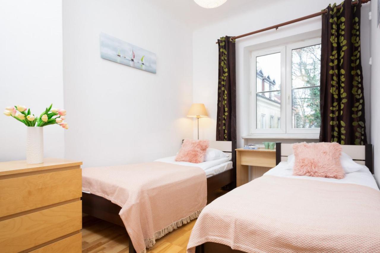 Warsaw New Town Apartments By Renters エクステリア 写真